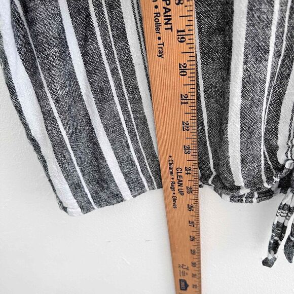 Ellen Tracy mariner tie front LINEN Shirt top Large Blue White Stripes ButtonS - Picture 9 of 13